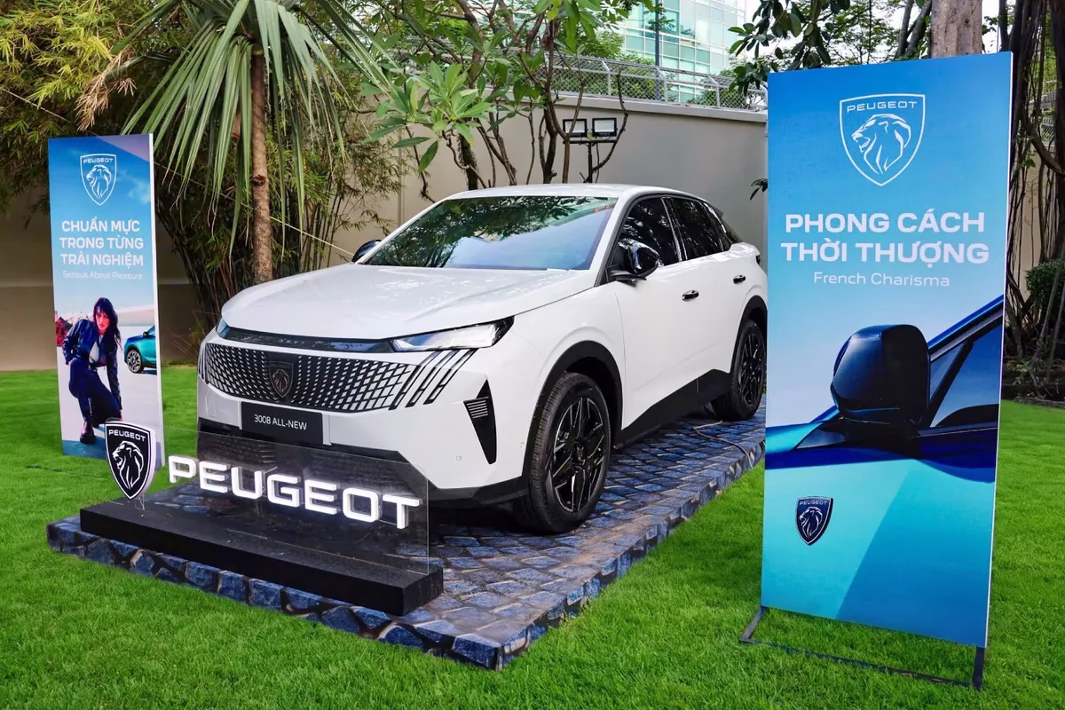 PEUGEOT TÔN VINH TINH THẦN PHÁP TẠI BASTILLE DAY 2026
