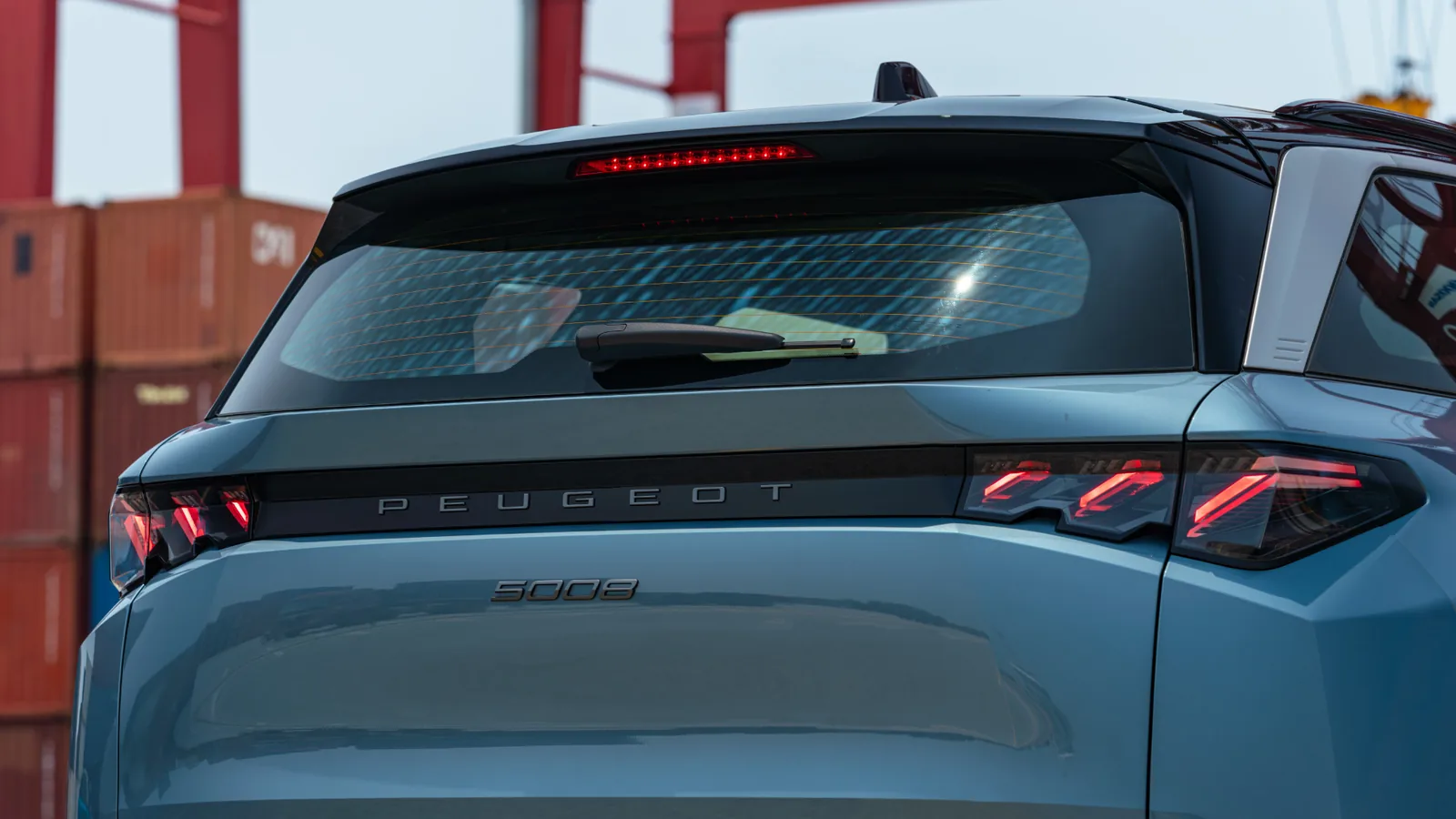 Peugeot 5008 chi tiết